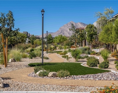11648 Redwood Mountain Avenue - Photo Thumbnail 1