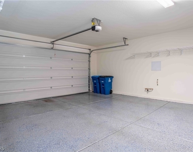 11648 Redwood Mountain Avenue - Photo Thumbnail 7