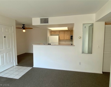 8070 W Russell Road - Photo Thumbnail 1