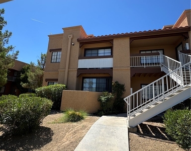 5146 S Jones Bl Boulevard - Photo Thumbnail 13