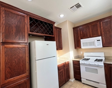 8237 Golden Flowers Street - Photo Thumbnail 40
