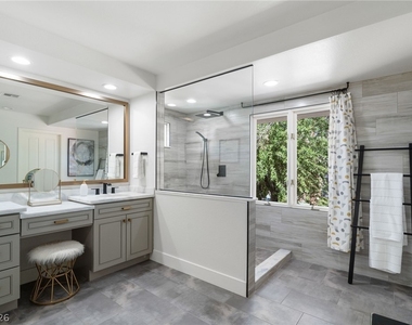 2233 Versailles Court - Photo Thumbnail 54