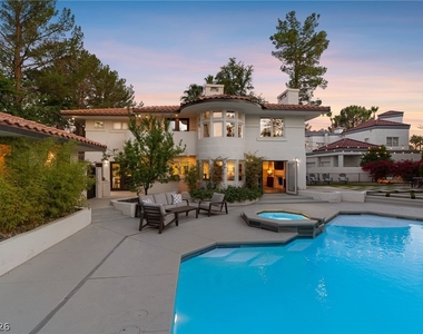 2233 Versailles Court - Photo Thumbnail 16