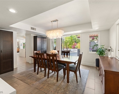 2233 Versailles Court - Photo Thumbnail 35