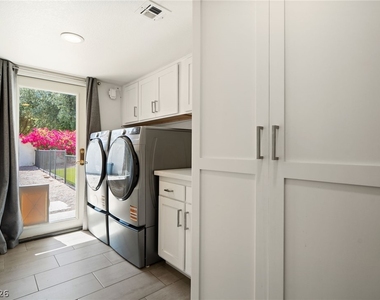 2233 Versailles Court - Photo Thumbnail 65