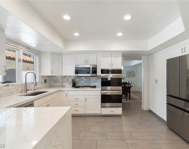 2233 Versailles Court - Photo Thumbnail 45