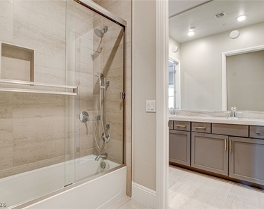 9133 Las Manaitas Avenue - Photo Thumbnail 34