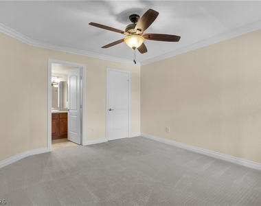 8101 W Flamingo Road - Photo Thumbnail 7