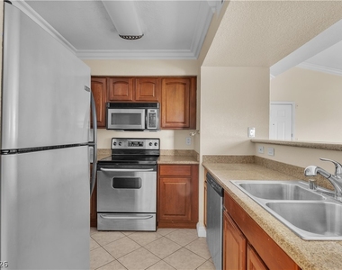 8101 W Flamingo Road - Photo Thumbnail 18