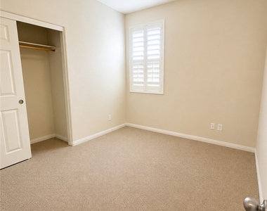 146 White Mule Avenue - Photo Thumbnail 3