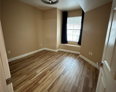 9975 Peace Way - Photo Thumbnail 16