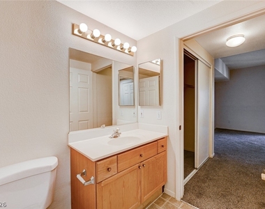 10553 Pine Pointe Avenue - Photo Thumbnail 20