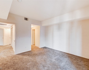 10553 Pine Pointe Avenue - Photo Thumbnail 25