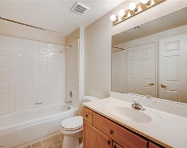 10553 Pine Pointe Avenue - Photo Thumbnail 21