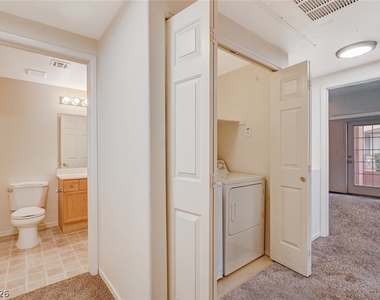 10553 Pine Pointe Avenue - Photo Thumbnail 18
