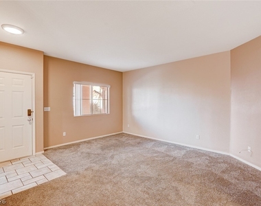 10553 Pine Pointe Avenue - Photo Thumbnail 5