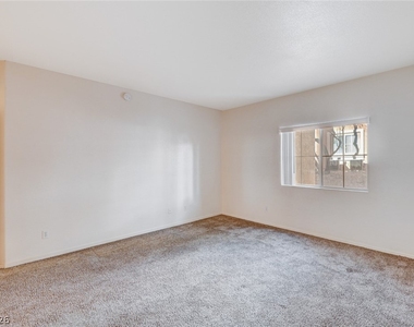 10553 Pine Pointe Avenue - Photo Thumbnail 28
