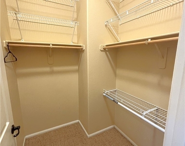 10580 Harvest Wind Drive - Photo Thumbnail 24