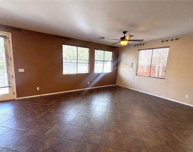 10580 Harvest Wind Drive - Photo Thumbnail 8