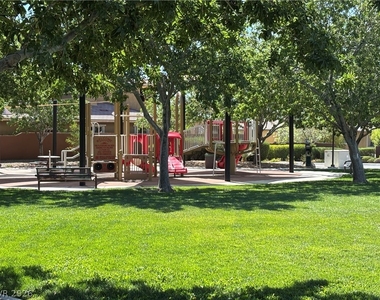10580 Harvest Wind Drive - Photo Thumbnail 33