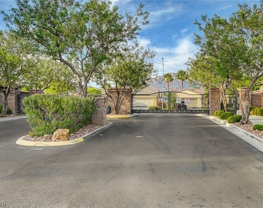 4421 Desert Home Avenue - Photo Thumbnail 62