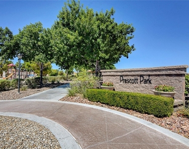 4421 Desert Home Avenue - Photo Thumbnail 65