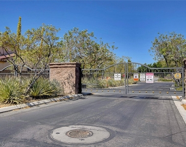 4421 Desert Home Avenue - Photo Thumbnail 69