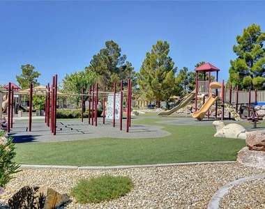 4421 Desert Home Avenue - Photo Thumbnail 67