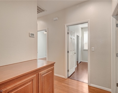 4421 Desert Home Avenue - Photo Thumbnail 23