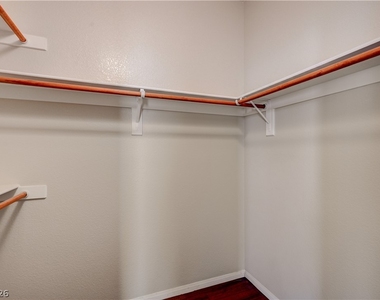 4421 Desert Home Avenue - Photo Thumbnail 30