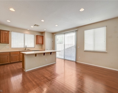 4421 Desert Home Avenue - Photo Thumbnail 18