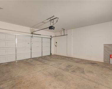 4421 Desert Home Avenue - Photo Thumbnail 41