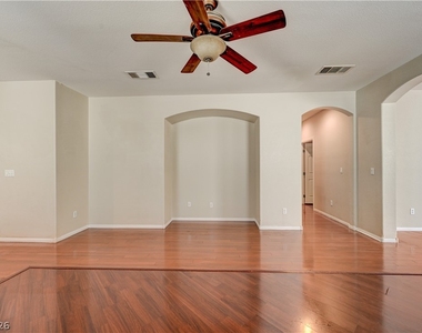4421 Desert Home Avenue - Photo Thumbnail 12