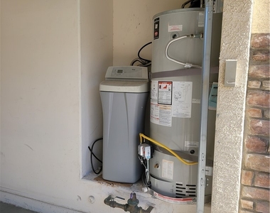 10564 Moultrie Avenue - Photo Thumbnail 39