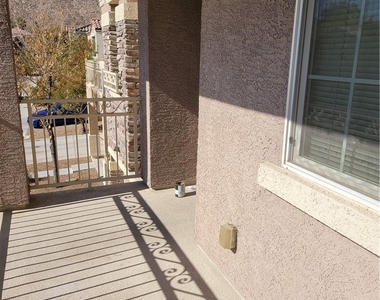 10564 Moultrie Avenue - Photo Thumbnail 18