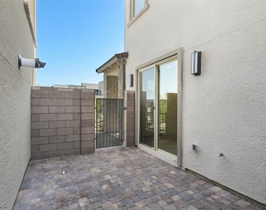 11604 Kindle Corner Avenue - Photo Thumbnail 45