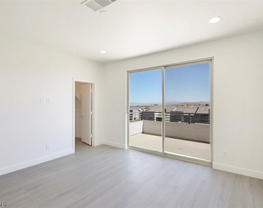11604 Kindle Corner Avenue - Photo Thumbnail 35
