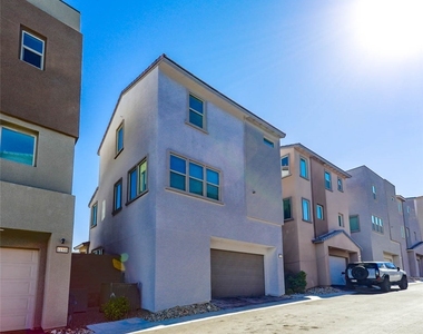 11604 Kindle Corner Avenue - Photo Thumbnail 43