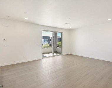 11604 Kindle Corner Avenue - Photo Thumbnail 14