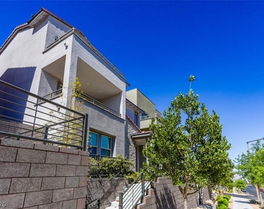 11604 Kindle Corner Avenue - Photo Thumbnail 1