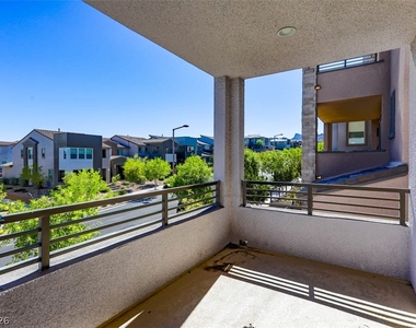11604 Kindle Corner Avenue - Photo Thumbnail 24