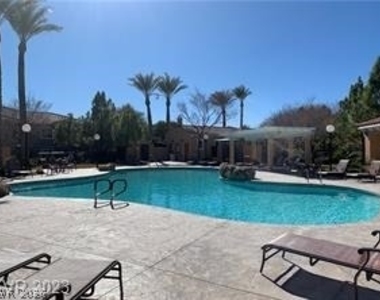 825 Canterra Street - Photo Thumbnail 21