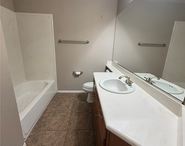 825 Canterra Street - Photo Thumbnail 17