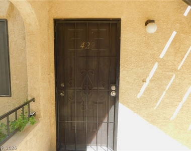 601 Cabrillo Circle - Photo Thumbnail 1