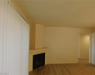 601 Cabrillo Circle - Photo Thumbnail 4