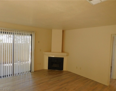 601 Cabrillo Circle - Photo Thumbnail 3