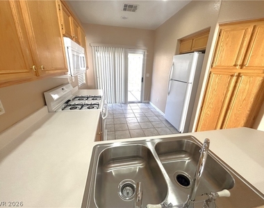917 Veranda View Avenue - Photo Thumbnail 6