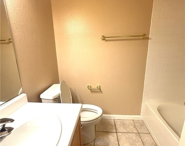 917 Veranda View Avenue - Photo Thumbnail 15