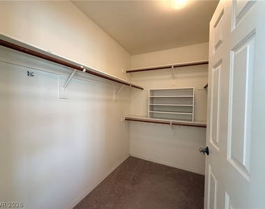230 Misty Garden Street - Photo Thumbnail 16