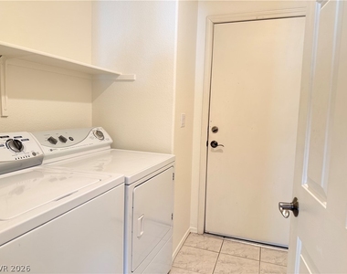 230 Misty Garden Street - Photo Thumbnail 19
